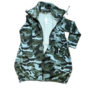 NWT KAKTUS Made In Italy Camouflage Print Dress Size S/M Blue, Black & Gray.